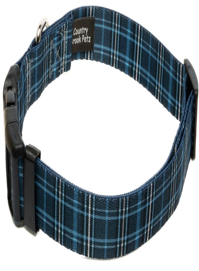 كانتري بروك ديزاين طوق كلب فاخر من Country Brook Petz بنقشة مربعات زرقاء داكنة - صنع في الولايات المتحدة الأمريكية - مجموعة مربعات وأرجيل بتصاميم ساحرة (1 بوصة، متوسط) - Image 3